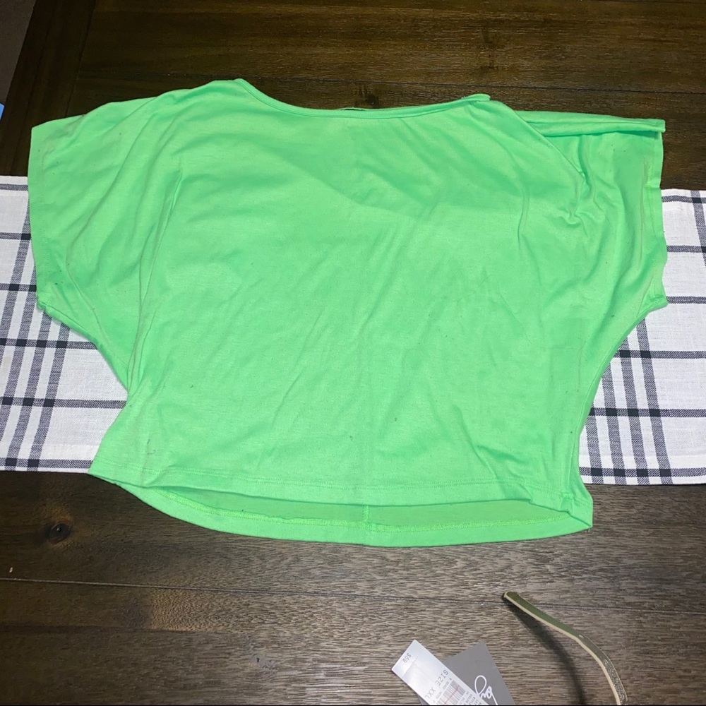 🎄Neon Green shirt